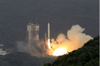 イプシロンロケットの打上げに成功…衛星も正常に分離 画像