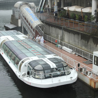 横浜ではシーバスを利用して洋上での通信速度を測定