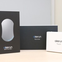 左から「Akerun」「Akerun Remote」「Akerun Touch」の3製品。同社では「Akerun」の発売以降、関連した新製品・新サービスが続々とリリースされている（撮影：防犯システム取材班）