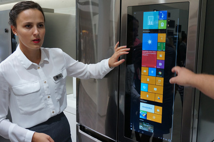 LGが開発中のWindows＆タッチ液晶搭載スマート冷蔵庫