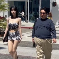 ビバリーヒルズで目撃された“BTSの父”と女性インフルエンサー、再び同じタイミングで話題に　一体なにが？
