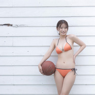 上西怜「ハツラツ＆セクシー」テーマにデジタル写真集