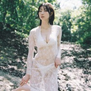 身長180cm＆バスト90cmの圧巻プロポーション！蔦谷里華が1st写真集『泥中の華』を発売