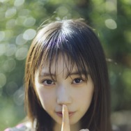乃木坂46・矢田萌華、ノースリーブワンピやミニスカ姿披露！美少女すぎるグラビアカット公開