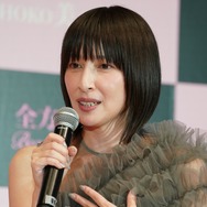 木村了、妻・奥菜恵の誕生日祝福ショットを公開！「素敵な家族」「ラブラブ」と反響
