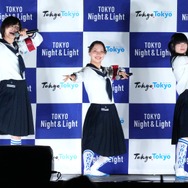 新しい学校のリーダーズ、都庁のプロジェクションマッピングで楽曲上映！SUZUKA「ここまで来たか～」と感激！
