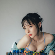 プロ雀士・岡田紗佳のセクシーな“役満ボディ”が炸裂！『週刊SPA!』最新号