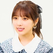 与田祐希、『ヤンマガ』オフショットもかわいすぎた… ファンが「惚れ直した」素の表情に反響