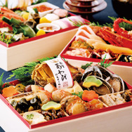 鮑・伊勢海老・お頭付鯛がずらり！豪華すぎる伊勢の海鮮おせち「参宮おせち」登場