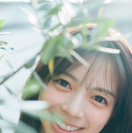 乃木坂46・長嶋凛桜が6期生グラビア企画「Nogizaka Colors」第6弾に登場！