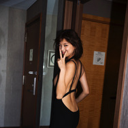 西内まりや、8年ぶりの写真集発売に「ここまでセクシーなのは初めて」