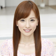 皆藤愛子、生まれ故郷で美人警察署長に！「かわいすぎる」「四街道市の誇り」とファンメロメロ