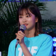 フジテレビアナ・原田葵、純白ワンピのグラビアオフショ公開！