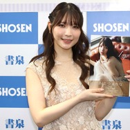 あまつまりな、“フェチ感”たっぷりレース衣装メインの写真集に「より生っぽく…」