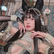 えなこ、今年のハロウィンは“バステト神”に変身！「世界三大美女に認定」「まさに神」
