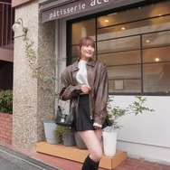 NMB48・小嶋花梨、美スタイル映えるミニスカコーデに反響「足なっっが」「なんやこのおしゃれなお姉さんわー！」