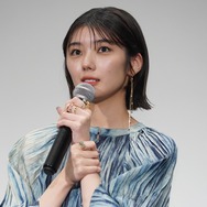 「やばい」「メンバーに見られたくないな～」櫻坂46・藤吉夏鈴、メイド喫茶に初入店でガチ照れ！サプライズで現れたのは