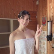 佐藤あかり、“日本一かわいい剣道女子”のバスタオルショットに反響「温泉美人ですね」