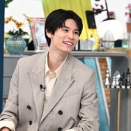 萩原利久はいつもダチョウの魅力を語ってくる!? 北村匠海が“変わり者”の一面を暴露
