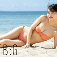 元SKE48・北野瑠華、くびれと太ももが眩しい水着ショット！ 相楽伊織や森脇梨々夏のグラビアも