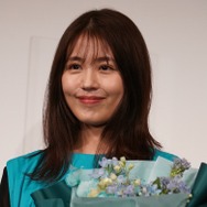 有村架純、初イギリス満喫！“オフ感”漂う貴重な旅行写真に「見れて幸せ」「海外でも圧倒的な女神さま」