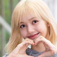 「認めてないけど隠してもない」BLACKPINK・リサの“彼氏”とは? 仏名門一族の御曹司、結婚は既定路線?