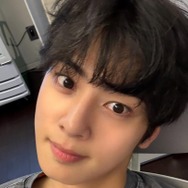 入隊発表のチャウヌ、「ハンサムすぎ」な近況写真を大公開！自然体の魅力が炸裂【PHOTO】