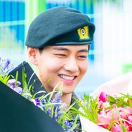 BTS・V、軍生活の秘蔵フォトを一挙公開！ARMYと“思い出共有”【PHOTO】