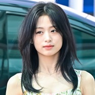 激細ウエストに華奢な肩…BABYMONSTER・アヒョン、“スタイル無双”ショットに反響続々【PHOTO】