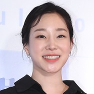 12日前に静かに旅立っていた…43歳でこの世を去った韓国女優　マネージャーが明かす素顔「花屋と両立」