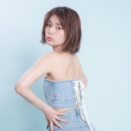 北野瑠華、美脚＆美尻際立つセクシーデニムコーデ