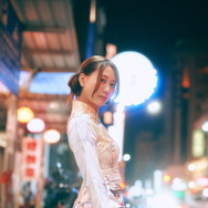 元SKE48・古畑奈和、3年半ぶりの写真を台湾で撮影！しなやかボディライン際だつチャイナドレス姿