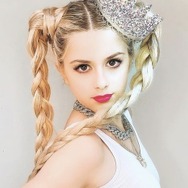 TWICE事務所に「虐待」訴えも…米女性グループVCHAの18歳メンバー、双方合意でJYPと契約終了