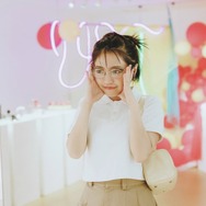 大原優乃のメガネ姿に反響「この眼鏡、一目惚れ」