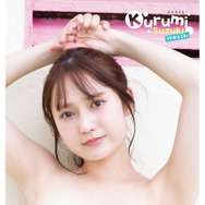 AKB48・鈴木くるみ、水着姿でフレッシュ美ボディ披露！1st写真集先行カットを公開