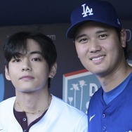 大谷翔平とBTS・V、日韓スーパースターが豪華共演！笑顔で握手＆ハグに全世界熱狂「伝説的な瞬間」【PHOTO】