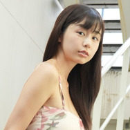 くりえみ、攻めたTバックビキニで美尻披露！セクシーな投稿動画に反響
