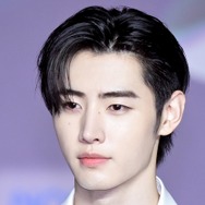 ENHYPEN・ソンフン、“恋人感”満載の佇まいに絶賛の声「ずるいよ」「好きが詰まっている」【PHOTO】
