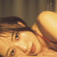 「ウマ娘」声優・夏吉ゆうこ、水着やランジェリー姿に挑戦した初写真集が重版決定！