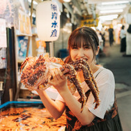 元モーニング娘。佐藤優樹、2026年カレンダー発売決定！地元・北海道で思い出の場所をめぐる