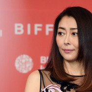 「子どもは相続放棄」中山美穂さん、突然この世を去って9カ月が過ぎたが遺産問題…韓国も注目