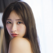 元HKT48・松本日向、“人生最大の露出”に挑戦！25歳の誕生日に1st写真集を発売決定