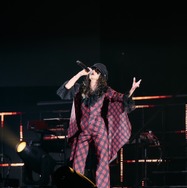 中島美嘉、最新ソウル公演より「GLAMOROUS SKY」ライブ映像がYouTube公開
