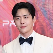 今度は『恋の通訳、できますか?』俳優に脱税疑惑が浮上…チャウヌと同じ所属事務所で波紋