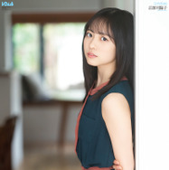 日向坂46・正源司陽子、目を引くノースリーブワンピの美少女カット公開！