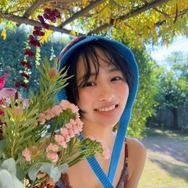 すみぽん、胸元＆肩見せワンピ姿に反響！ボヘミアンムード漂うショット