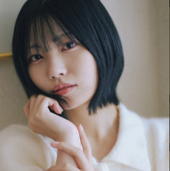 乃木坂46・中西アルノ、重要文化財「萩原家住宅」で撮り下ろし！新マガジン表紙＆巻頭に登場