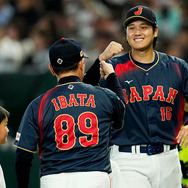 【WBC】大谷翔平、初戦2回表でグランドスラム！「お茶たてポーズ」で笑顔