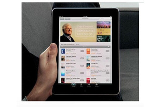 iPad、日本では1ヵ月発売延期——価格は5月10日に判明予定 画像