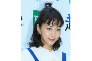 木南晴夏、300万円の超高級ソファで居眠り！？高杉真宙の暴露に「だんだん慣れてきて…」 画像